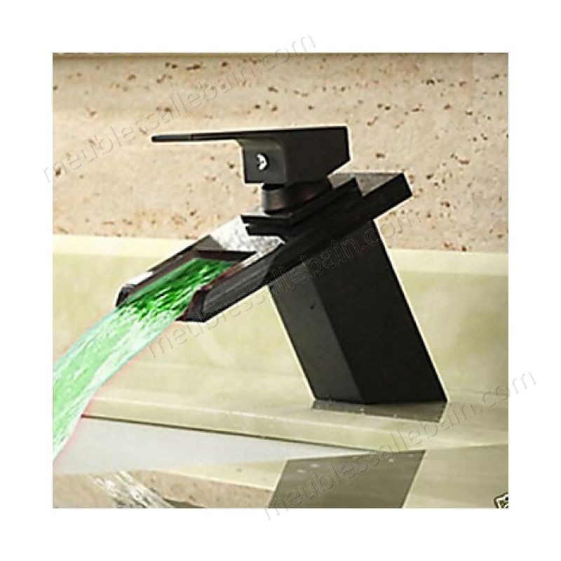 Prix Compétitif Robinet de lavabo noir avec changement de couleur LED, un robinet muni d'une poignée - -1