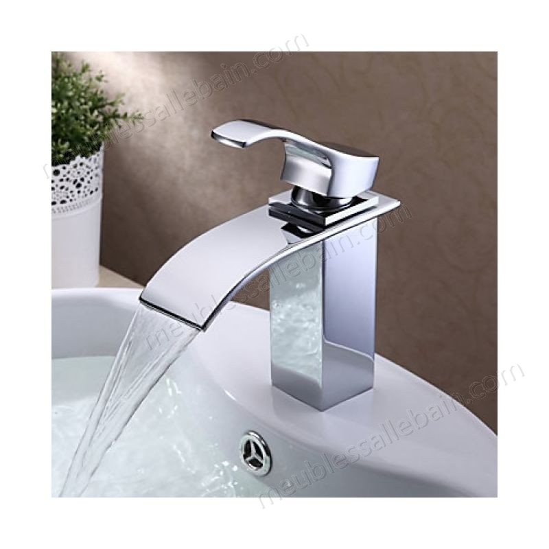 Prix Compétitif Robinet de lavabo à bec plat incliné, robinet style contemporain fini en chrome - -1