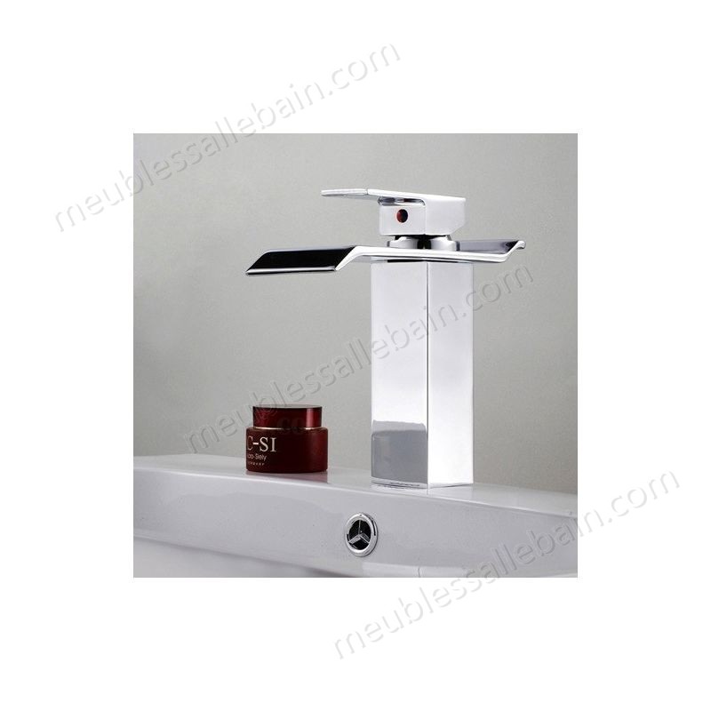 Prix Compétitif Robinet lavabo mitigeur sophistiqué avec bec en cascade en laiton solide et chromé poli - -3
