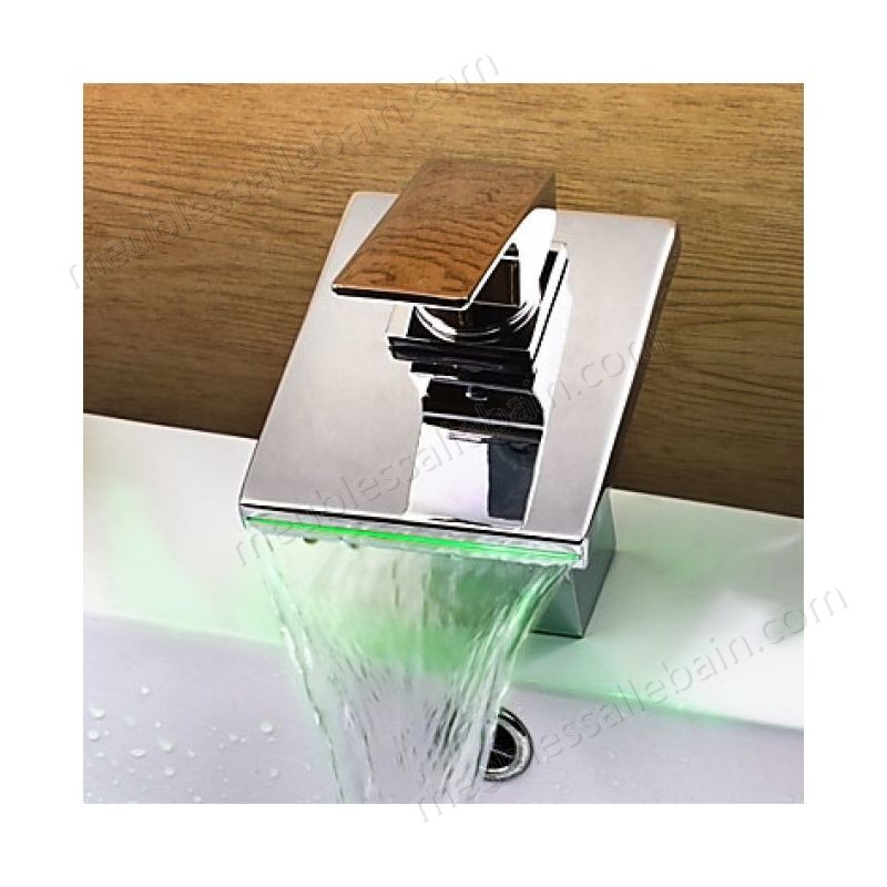 Prix Compétitif Robinet salle de bain contemporain à poignée unique fini en métal chromé, robinet LED (3 couleurs) - -1