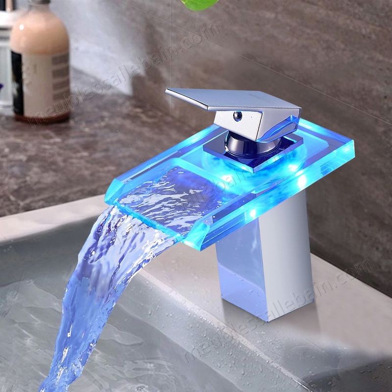 Prix Compétitif Robinet de salle de bain Ã  LED RGB avec mitigeur de lavabo pour salle de bain et robinetterie de salle de bain Laiton robinetterie Robinet d'eau TempÃ©rature Changement de couleurs - -1